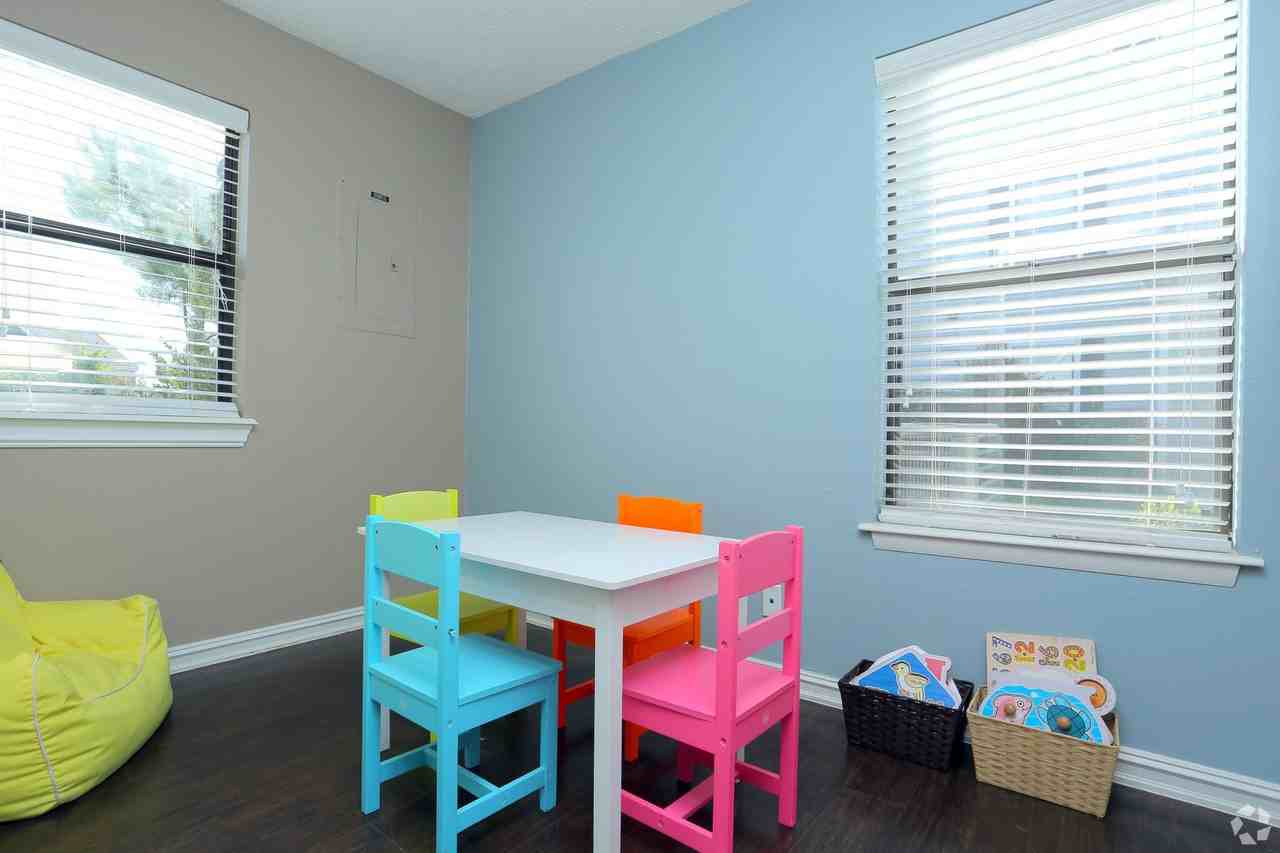 The Arden Overlook Apartments - Photo 4 of 21