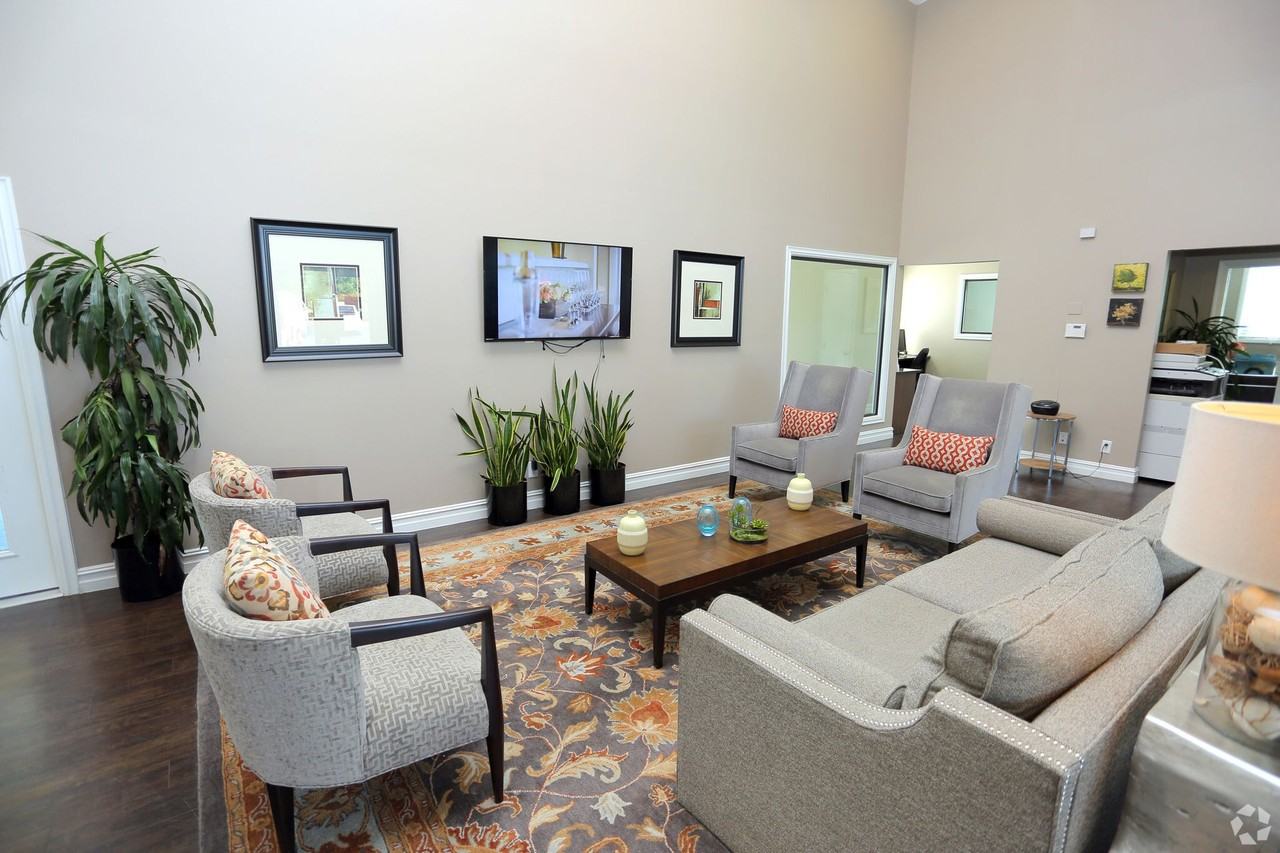 The Arden Overlook Apartments - Photo 6 of 21