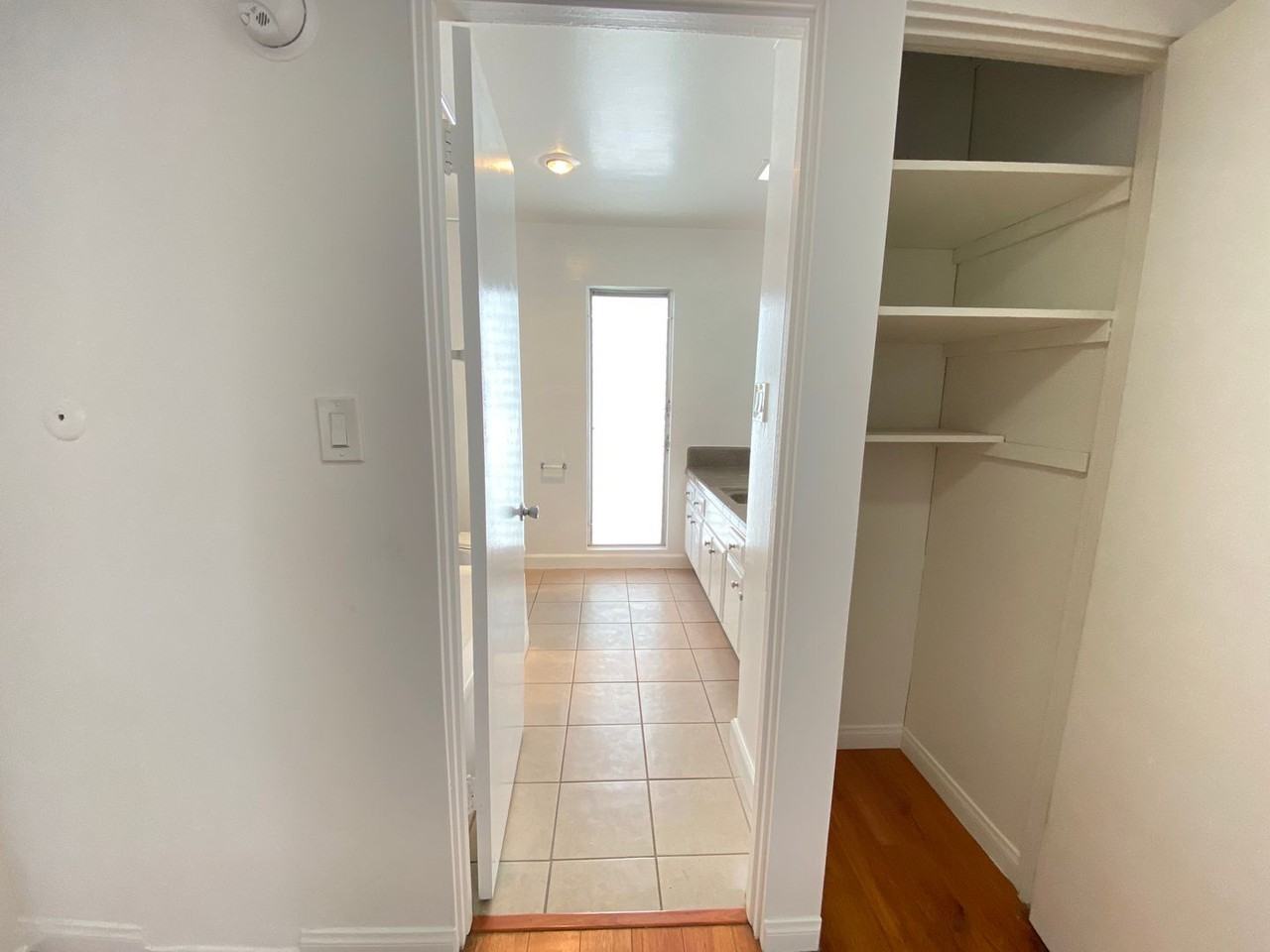 511 N Kenmore - Photo 7 of 25