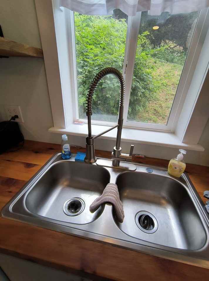 16751 Salmonberry Rd - Photo 4 of 11