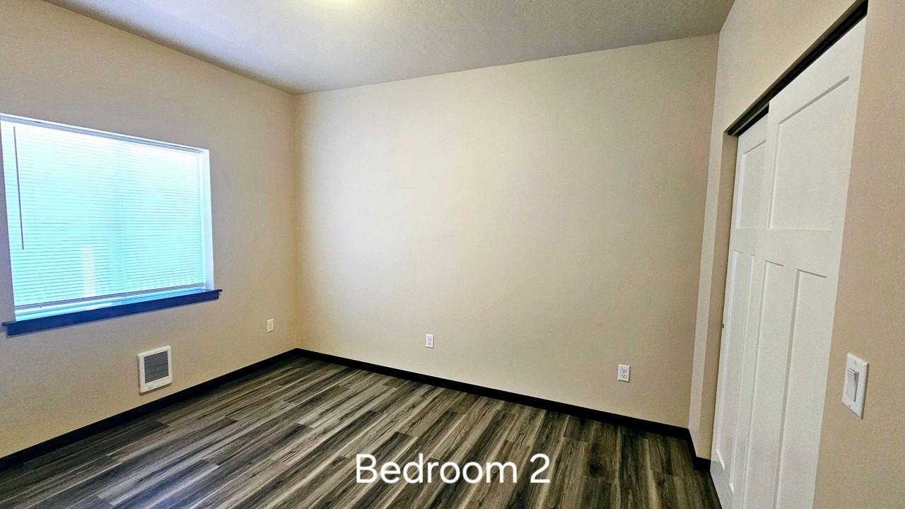 212 E Annie Ave - Photo 5 of 16