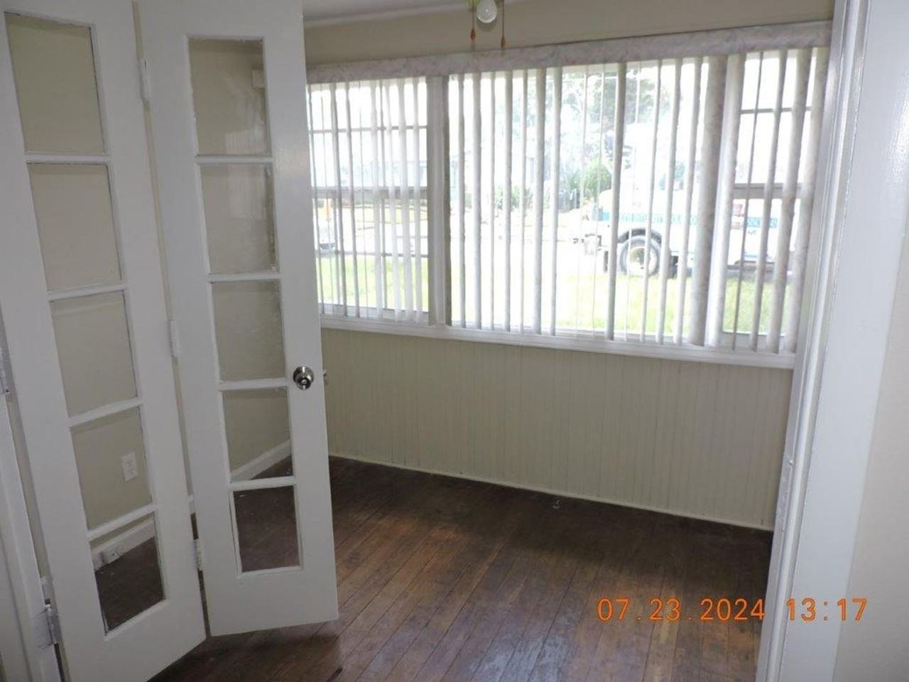 2811 Elizabeth Ave - Photo 6 of 18