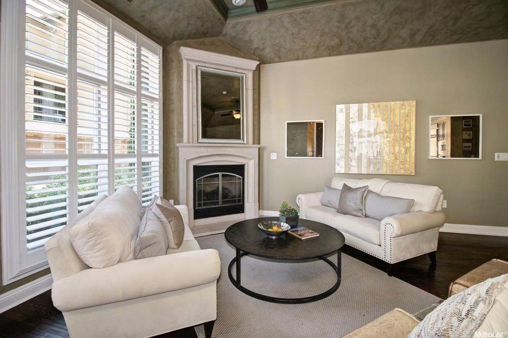 2430 Pavilions Place Ln - Photo 6 of 36