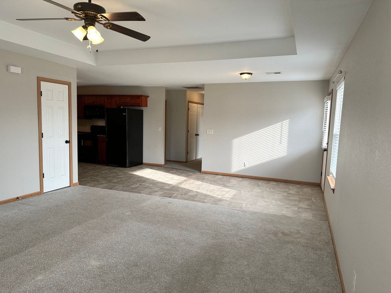 148 Se Rock Garden Ln - Photo 3 of 13