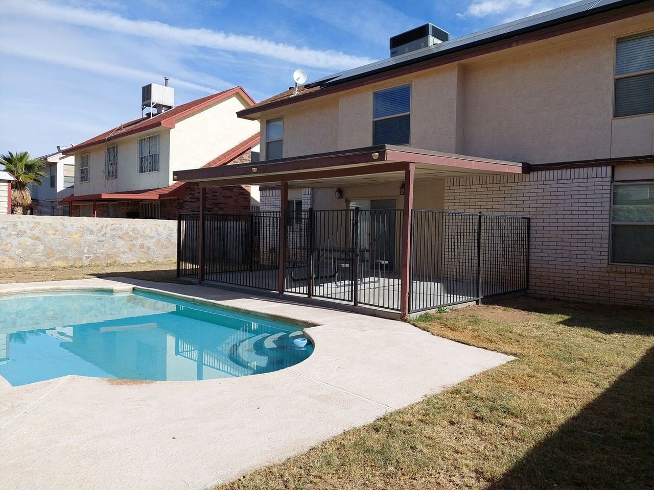 10907 Yogi Berra Dr - Photo 3 of 6