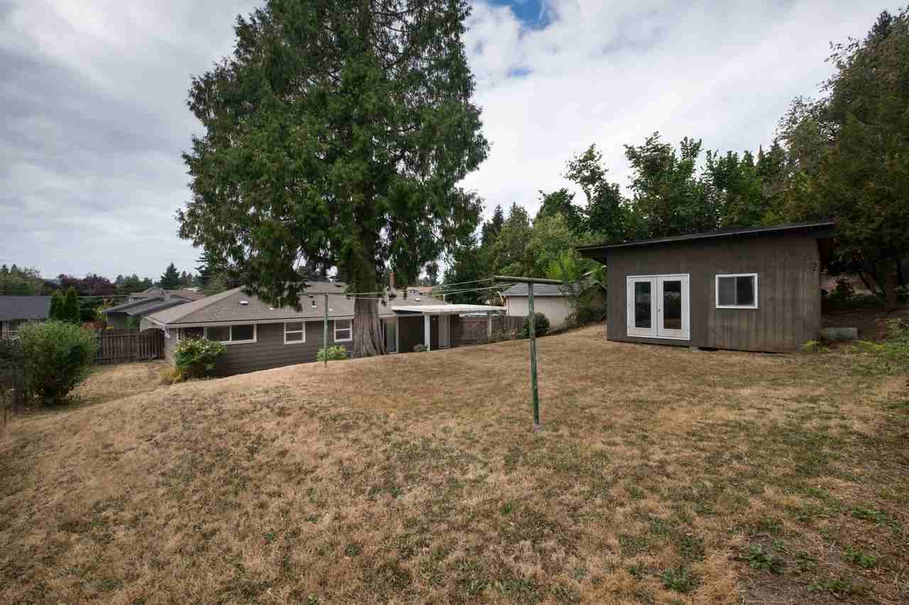 10522 Se Home Ave - Photo 3 of 12