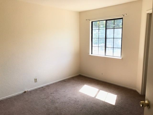 4405 Careyback Ave - Photo 6 of 16