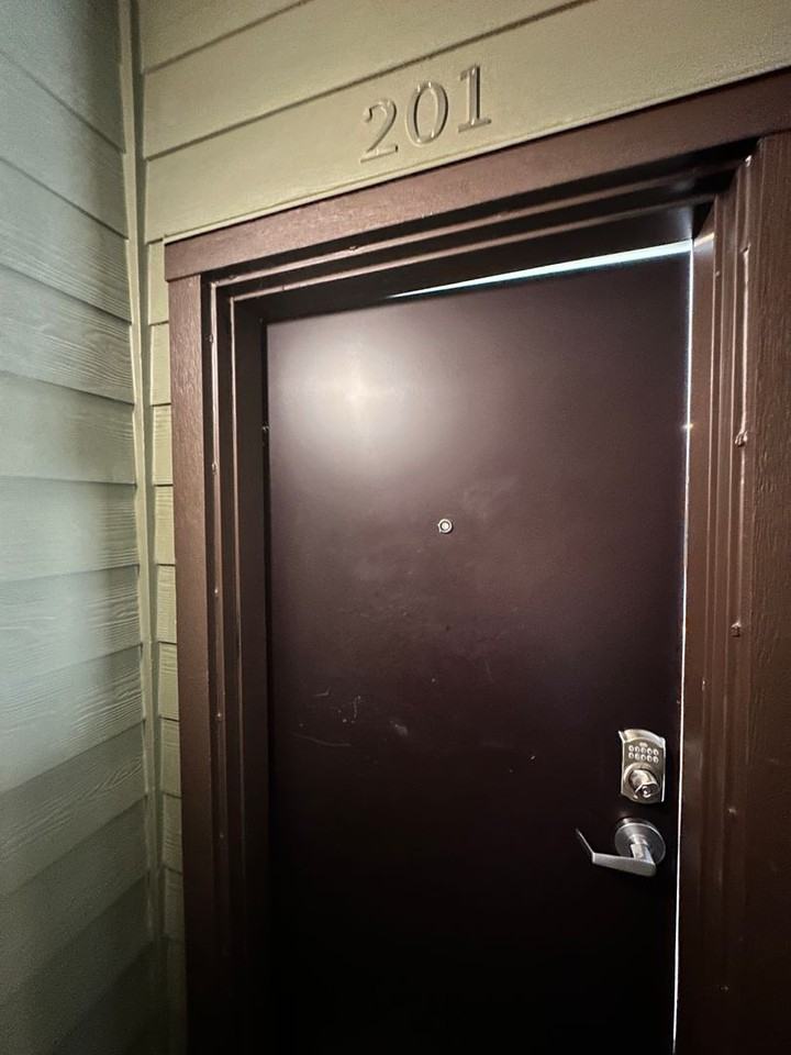 10340-2015 - Photo 2 of 35