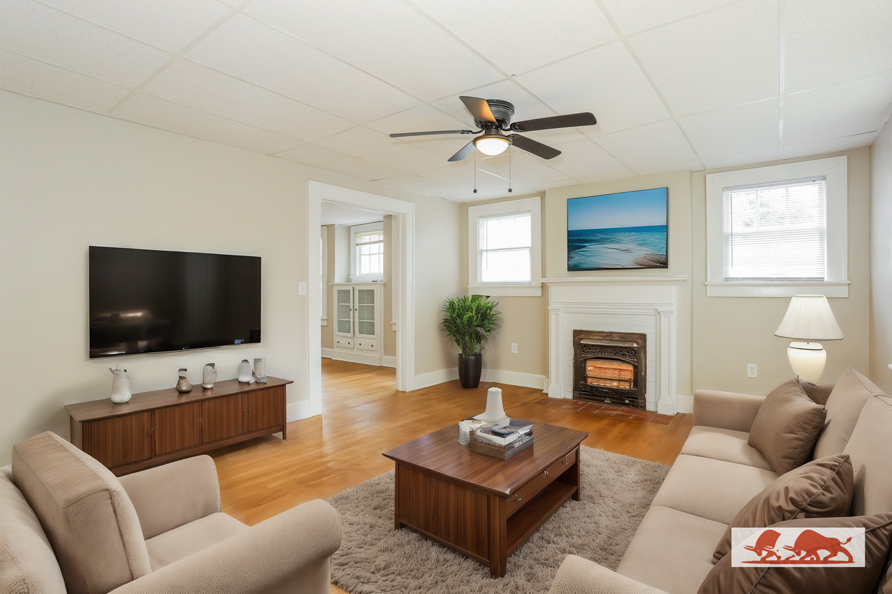 222 South 11 Street, A & B - Photo 2 of 11