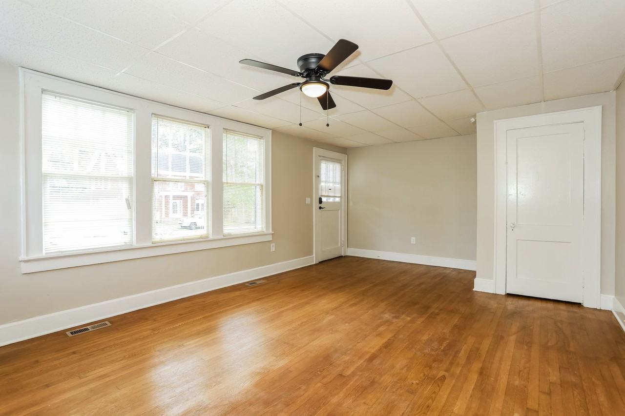 222 South 11 Street, A & B - Photo 3 of 11