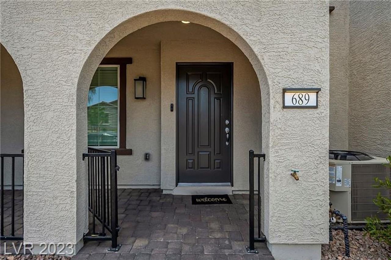 689 Omaggio Pl - Photo 2 of 32