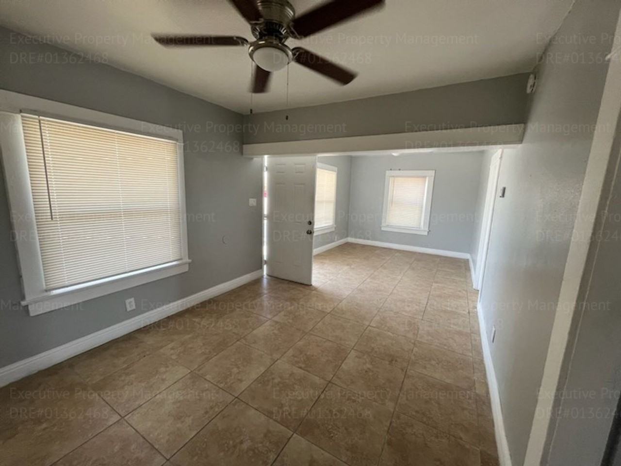 2800 Q St - Photo 2 of 4