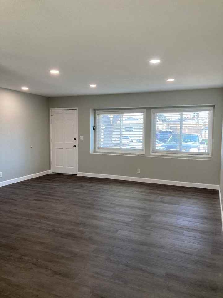 11514 205th St - Photo 2 of 18