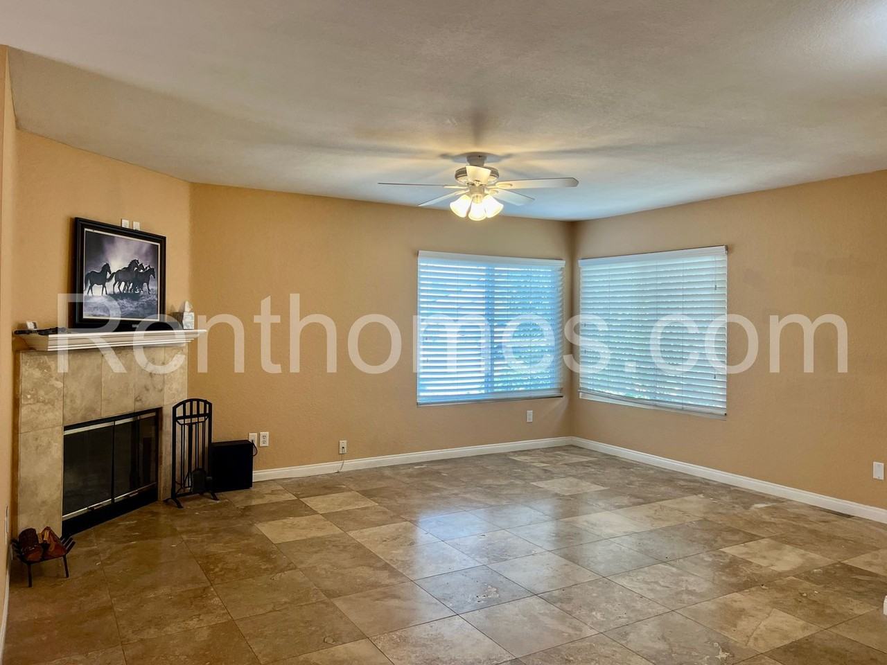 1121 Rachel Cir - Photo 2 of 23