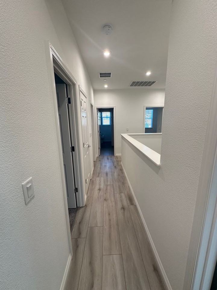 1316 Ironside Pl - Photo 6 of 14