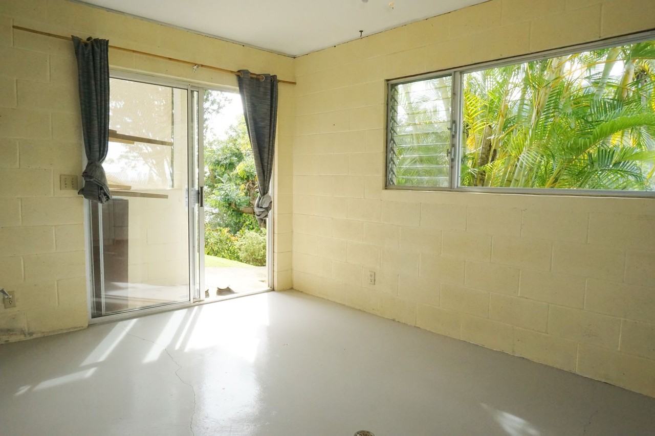 Hatch, Daniel - Photo 3 of 5