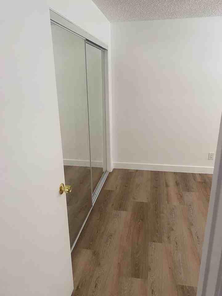 12554 BROOKSHIRE AVENUE - Photo 7 of 19