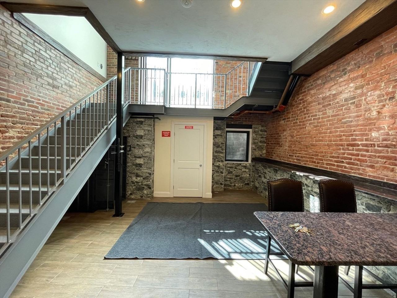 1036 Commonwealth Ave - Photo 3 of 11