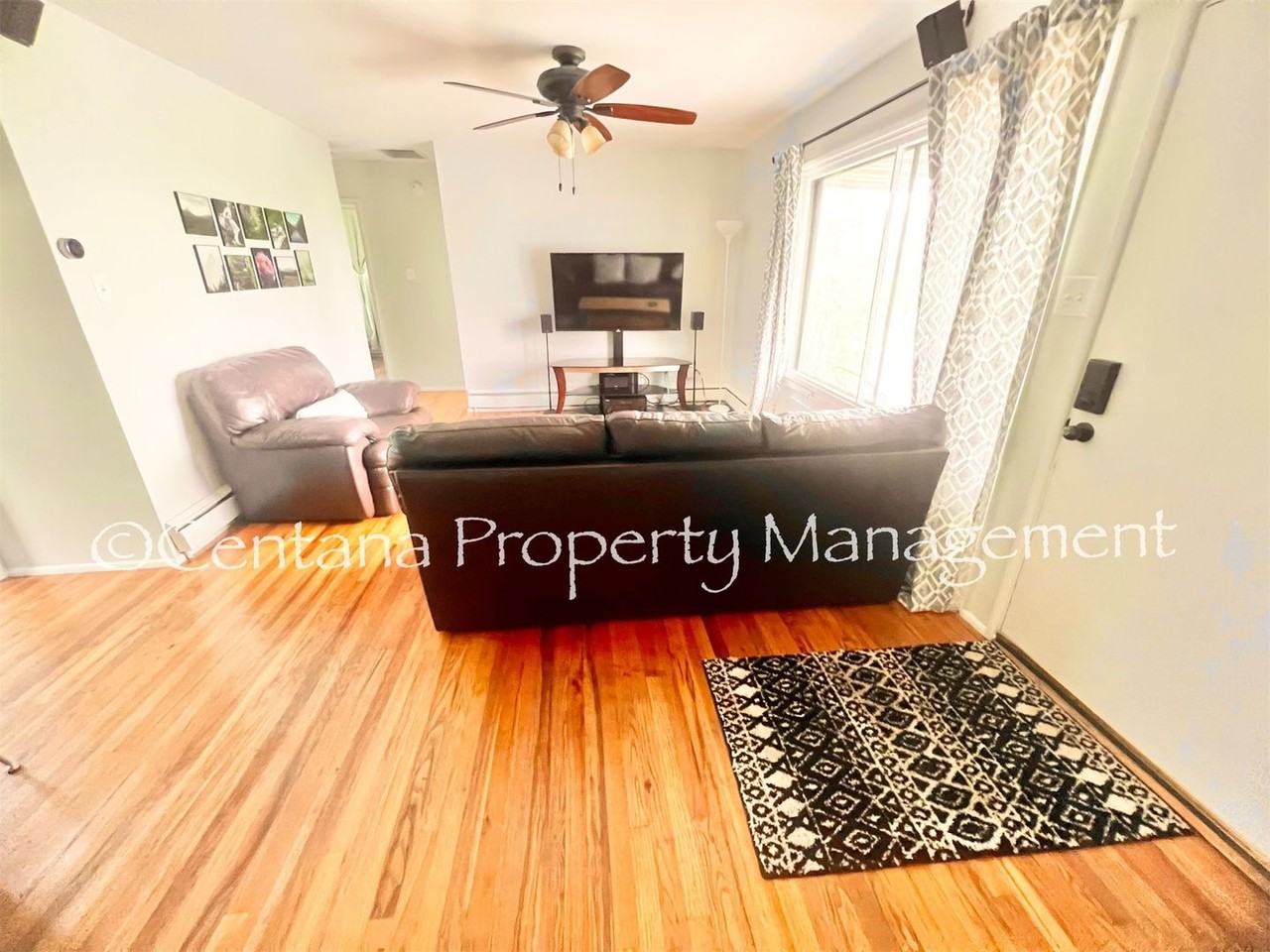 715 8th St - Photo 7 of 31