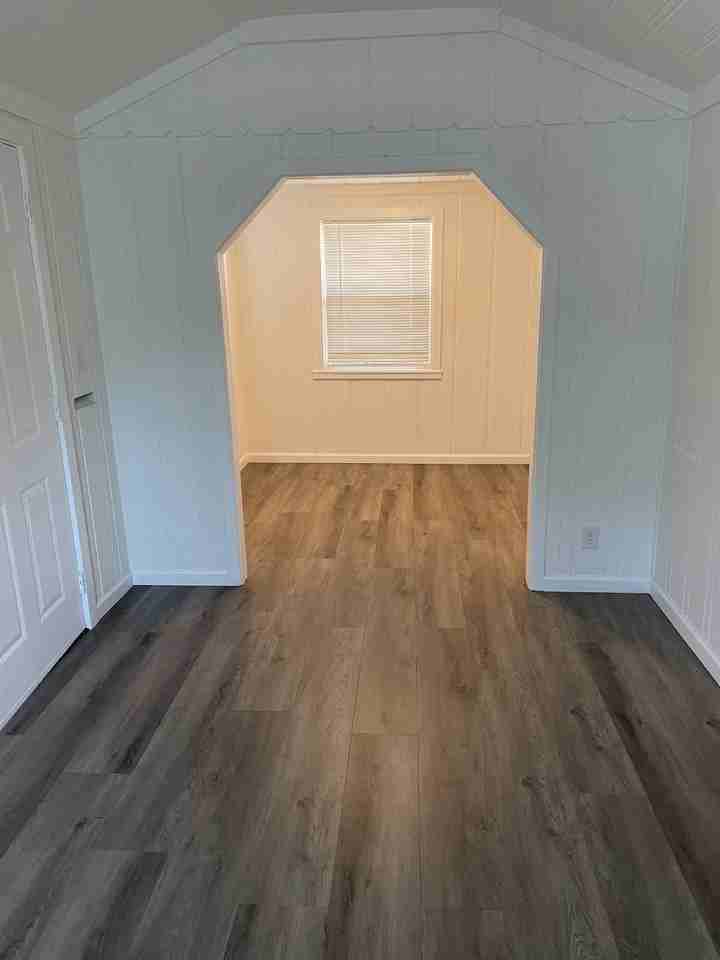 1430 Oakland Blvd - Photo 2 of 18