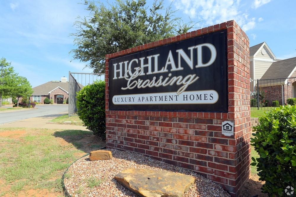 Highland Crossing Apartments - Photo 2 of 41