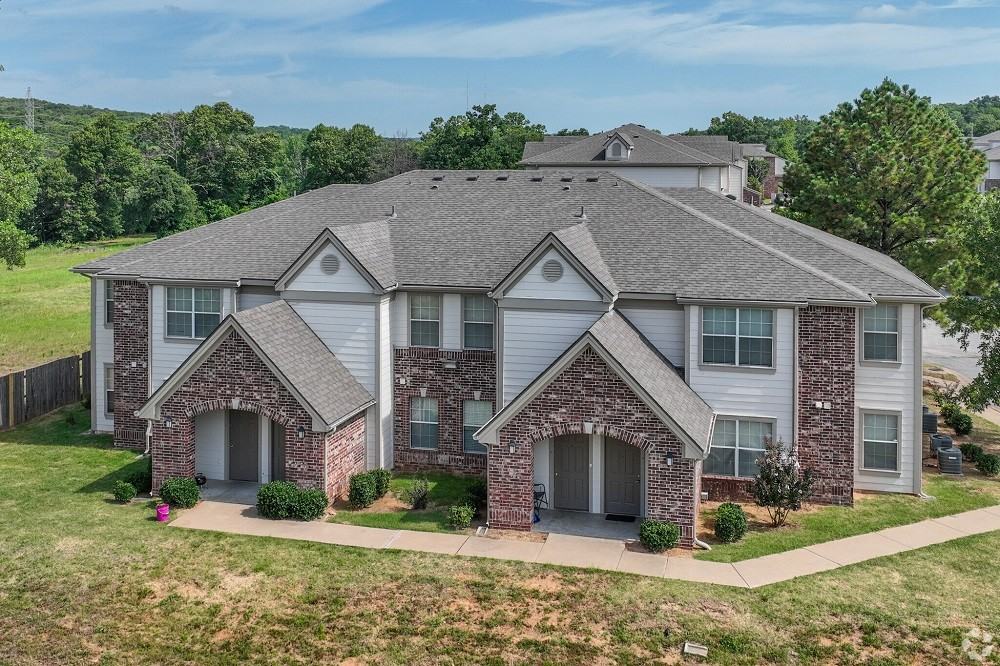 Highland Crossing Apartments - Photo 7 of 41