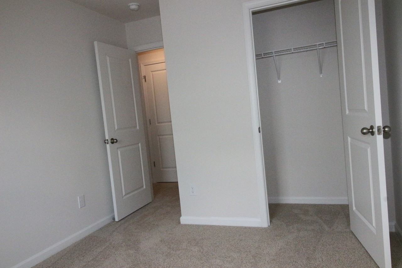 1185 Evelynnview Ln #1185 - Photo 6 of 24