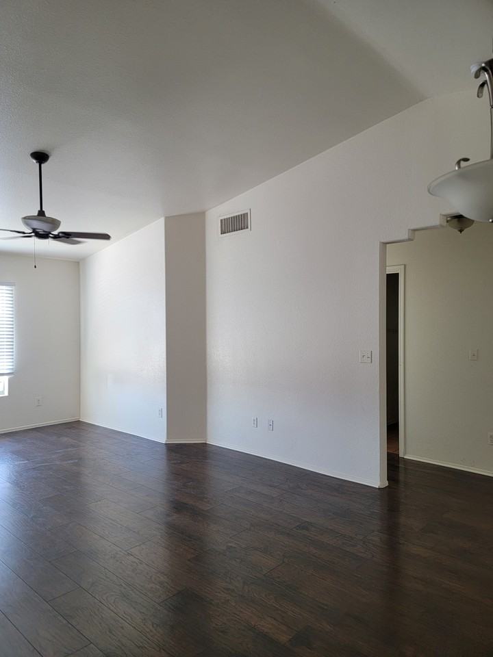 3378 Iroquois Dr #101 - Photo 5 of 26