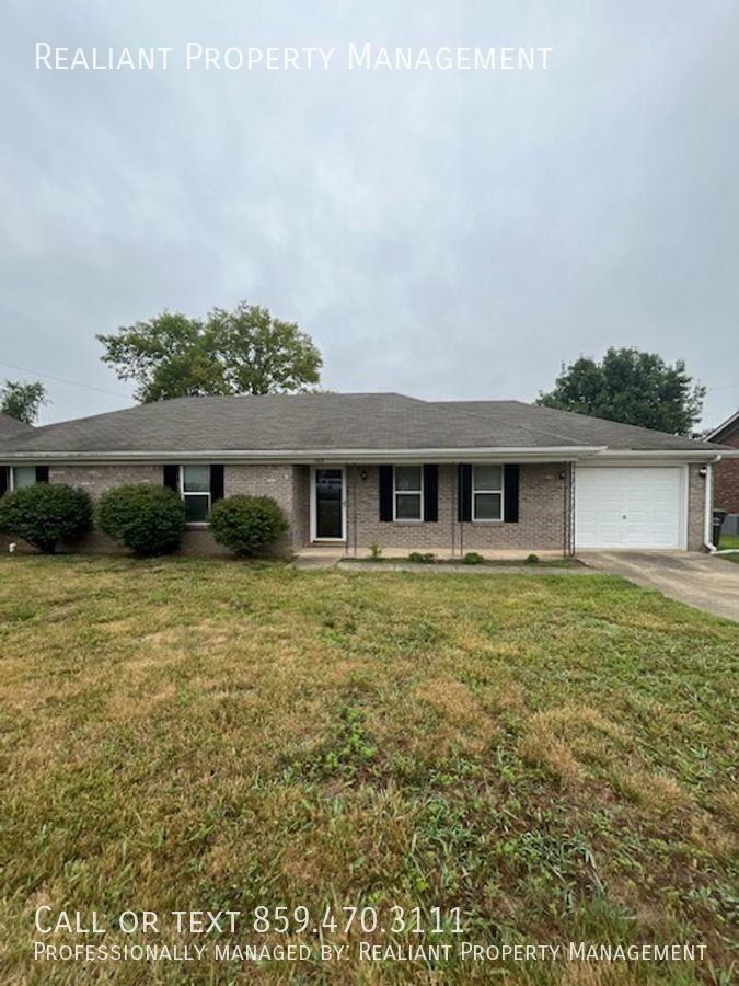102 W Joann Dr - Photo 2 of 17