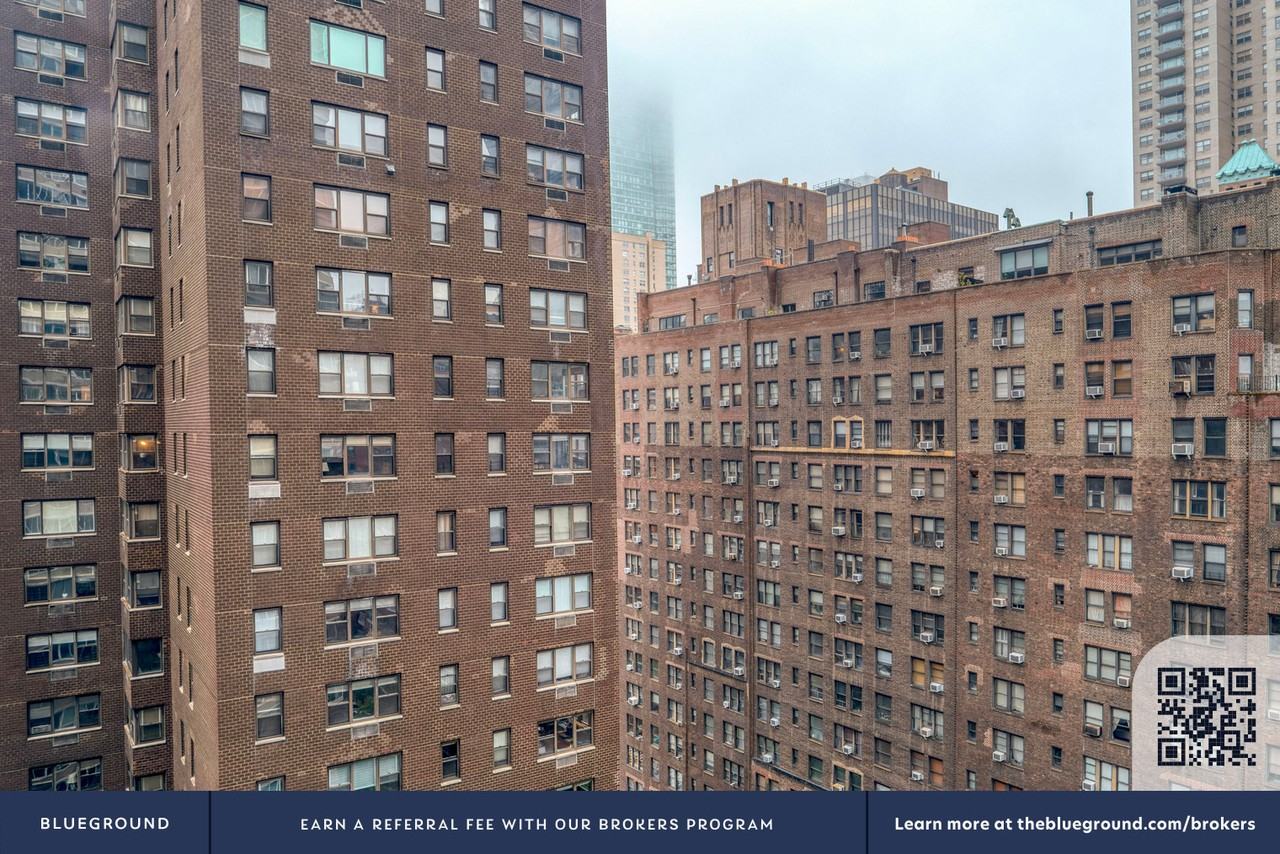 420 East 54th Street - Photo 5 of 81