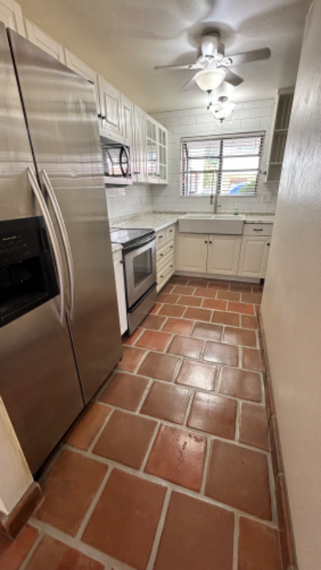 7023 E 4th St - Photo 3 of 32