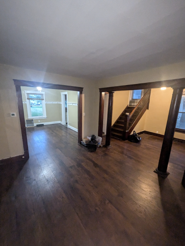 334 13th St - Photo 3 of 11