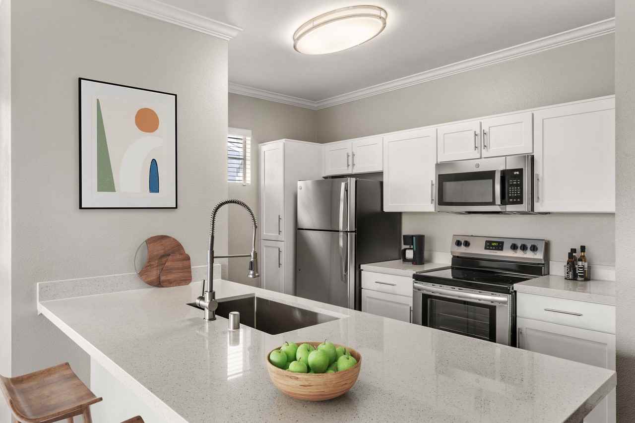 Avanti - Photo 5 of 14