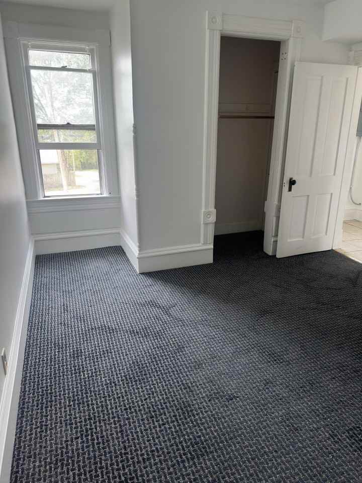 733 Rose Street - Photo 7 of 12