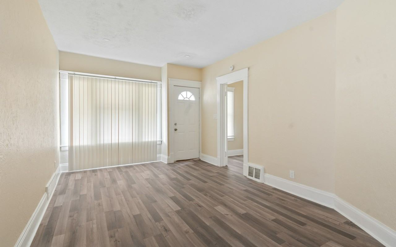 13419 Shaw Avenue, Unit A - Photo 4 of 27