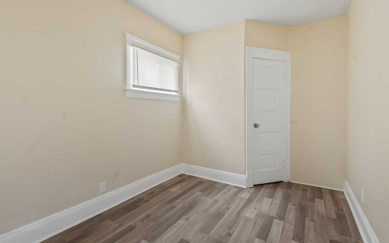 13419 Shaw Avenue, Unit A - Photo 5 of 27