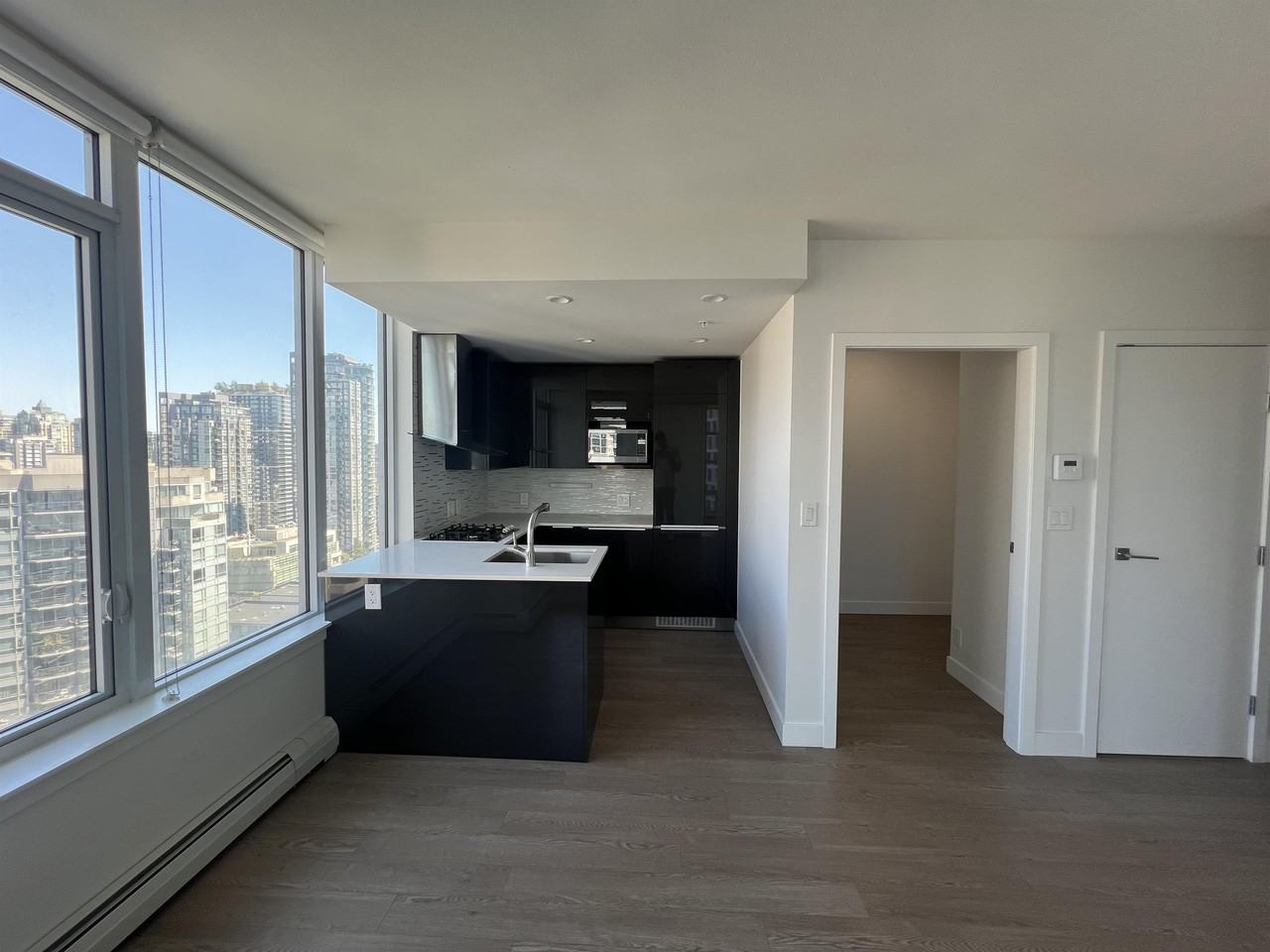 2102 Hope Street #2102