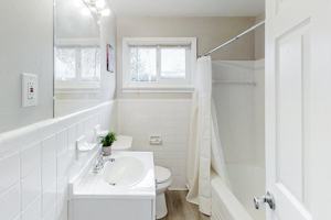 featured image of Burbank Dr Nw