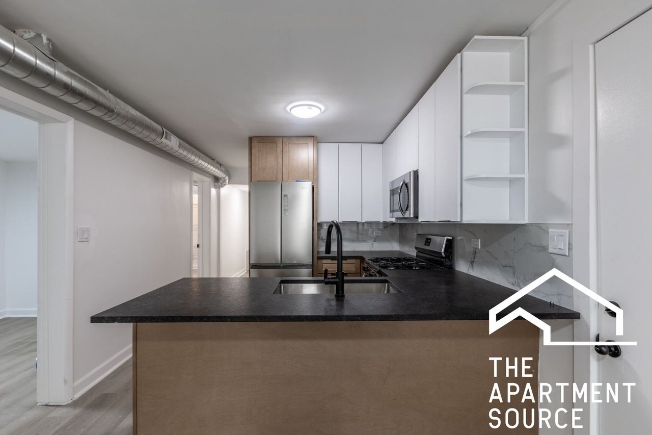 1841 N Kedzie Ave - Photo 2 of 20