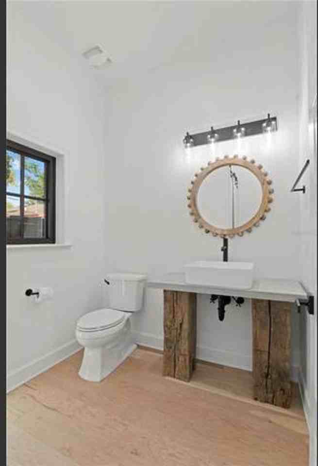 731 W Canton Ave - Photo 7 of 43