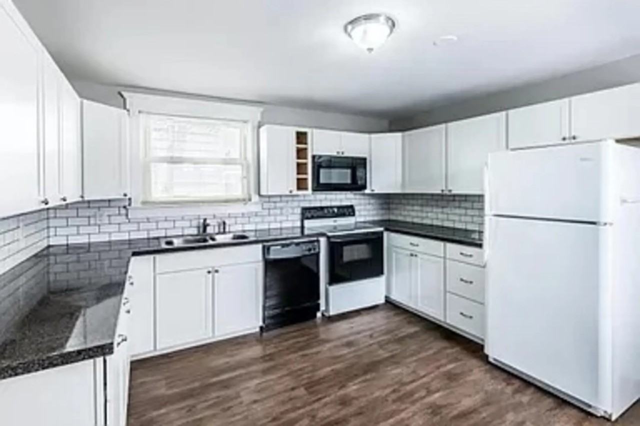 1912 S Preston St - Photo 3 of 8