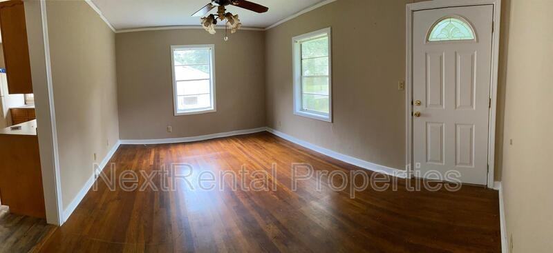 2858 Fairhill Dr - Photo 4 of 8