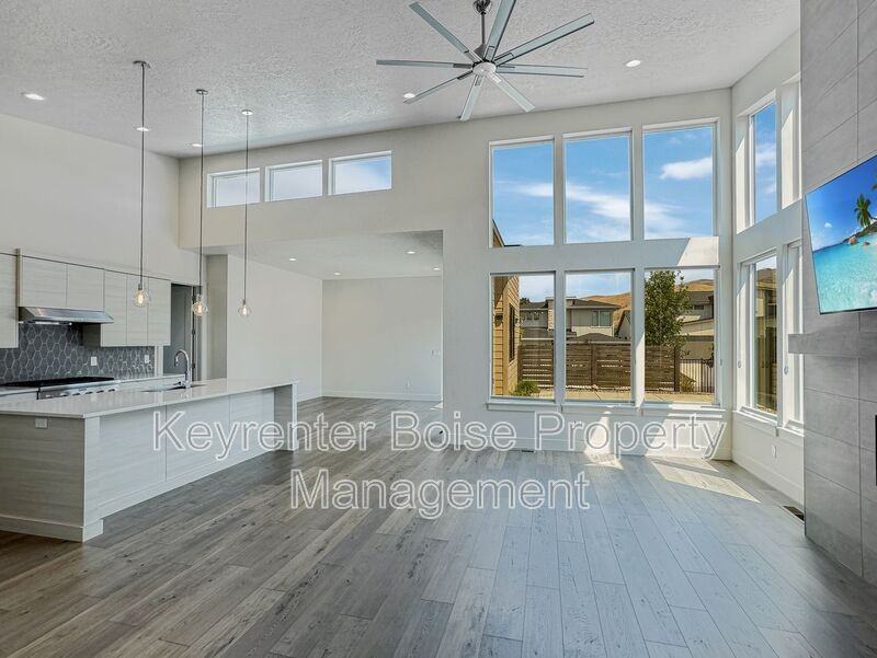 7024 E Los Carneros Dr - Photo 3 of 21