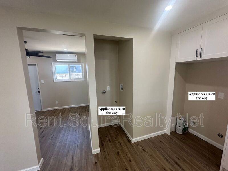 251 W 9th St - Photo 5 of 13