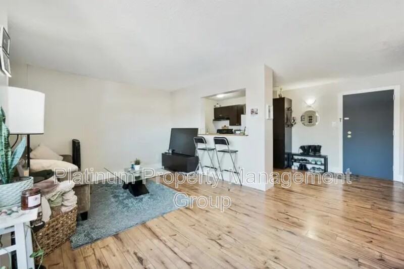 405 - Photo 6 of 20