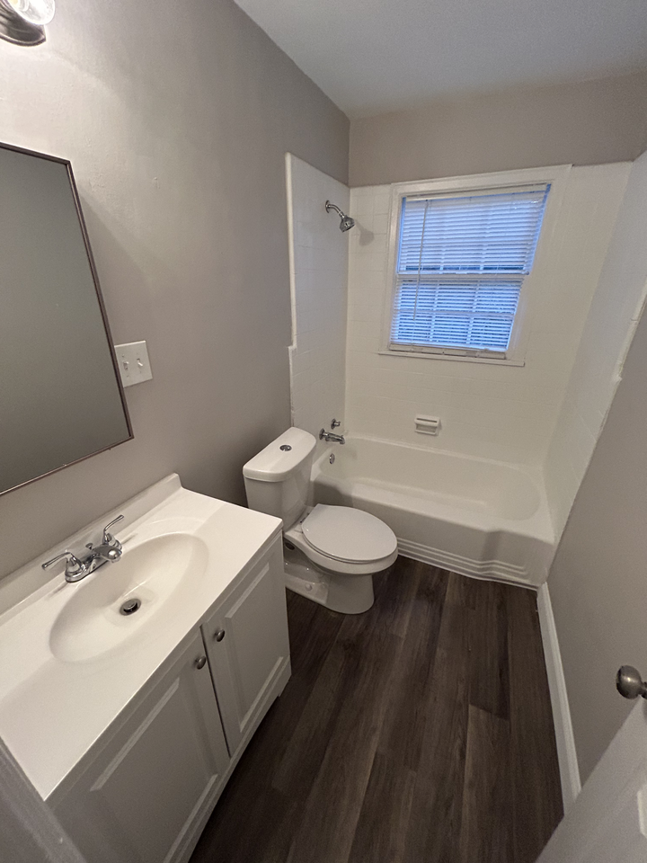 2871 Blount St - Photo 7 of 10