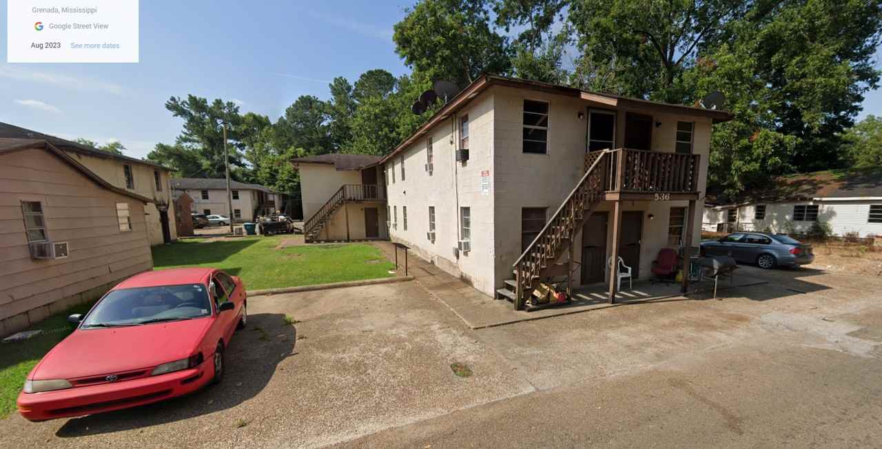 536 Mcmullen Aly #E - Photo 3 of 3