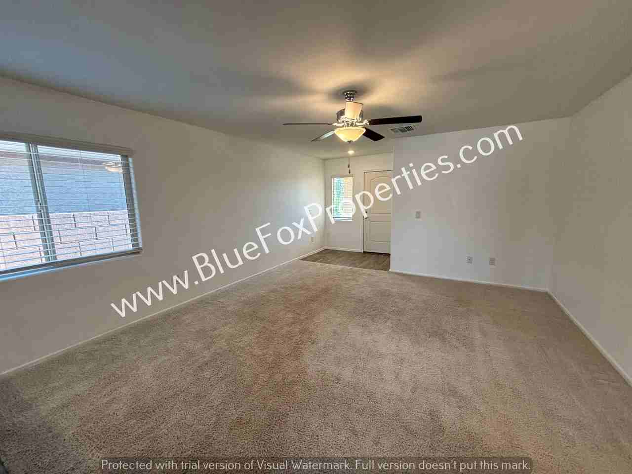 12875 N Peony Dr - Photo 2 of 14