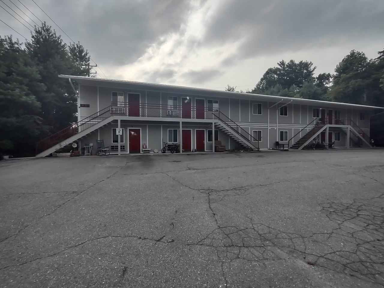 452 Reems Creek Rd #8