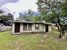 featured image of 3336 Marcus Dr